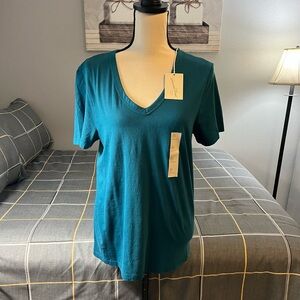 ♥️NWT Universal Thread Women's Teal V-Neck Top Size Medium